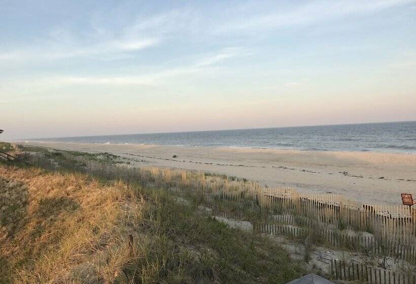 ホテル Hampton Ocean Resort