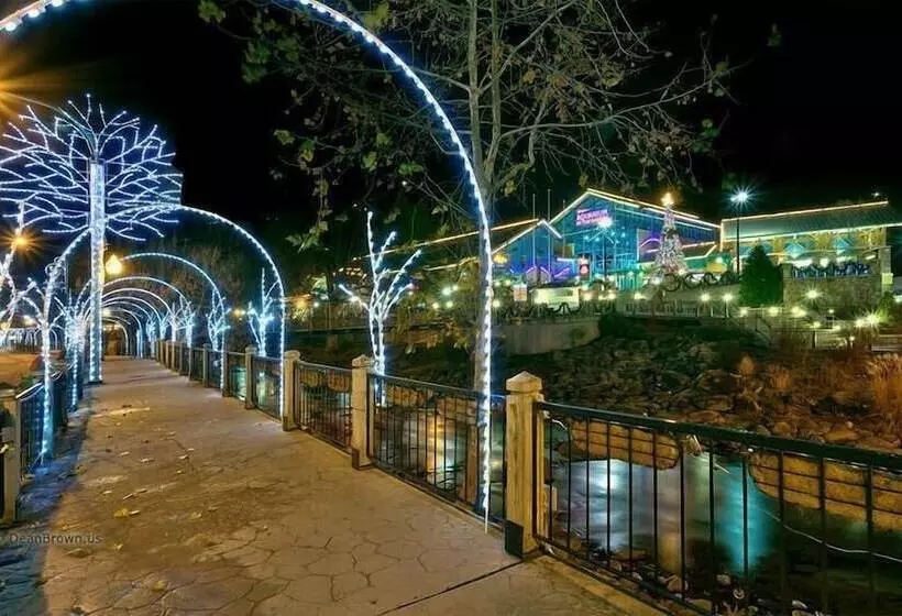 Hotelli Uwoduhi Pool Lodge Apartment 6