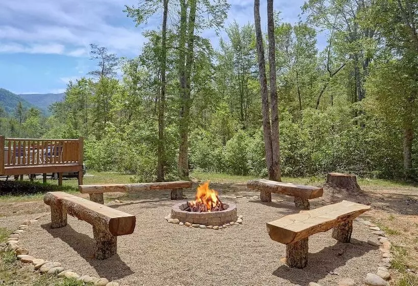 Hotelli Uwoduhi Pool Lodge Apartment 6