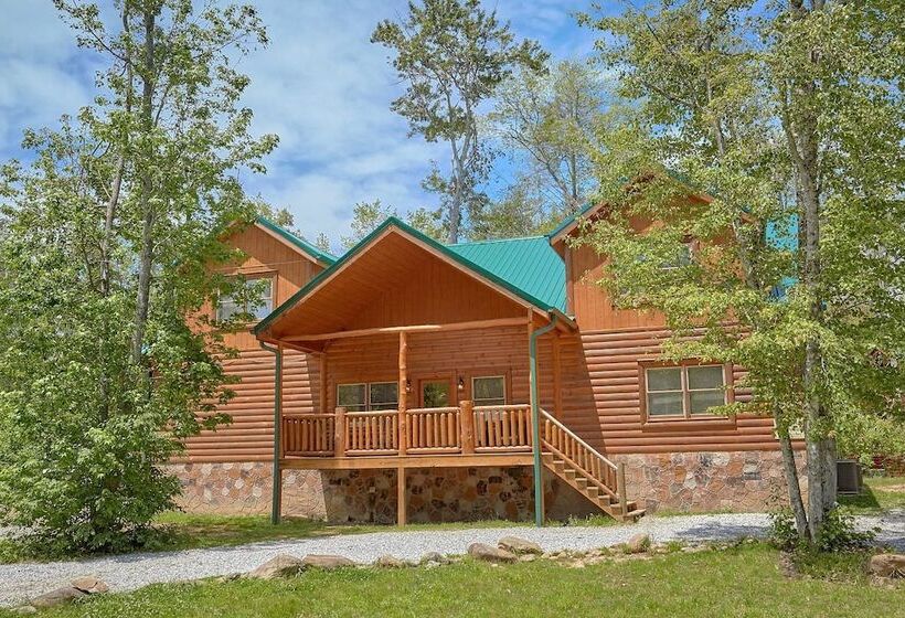 בית מלון כפרי Uwoduhi Pool Lodge Apartment 6