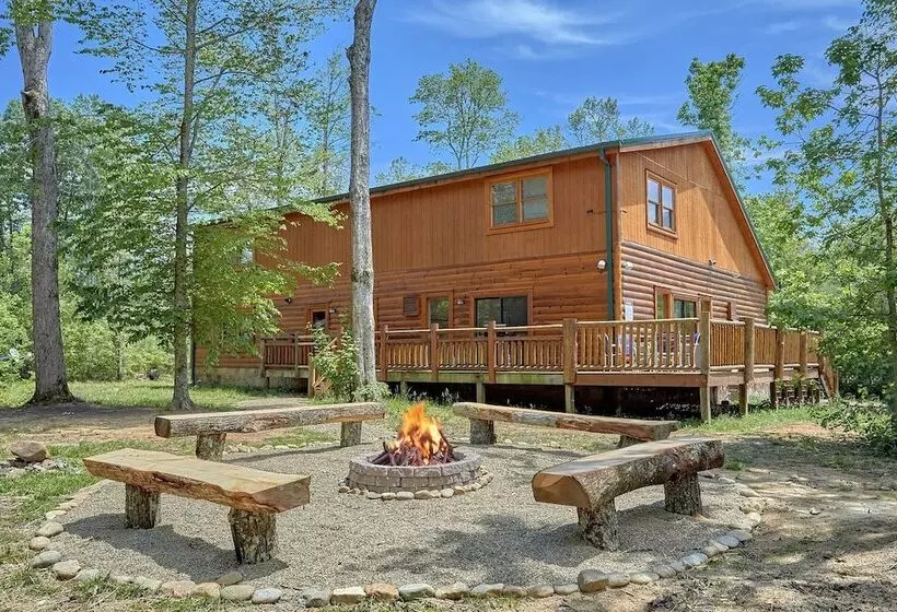 Hotelli Uwoduhi Pool Lodge Apartment 6