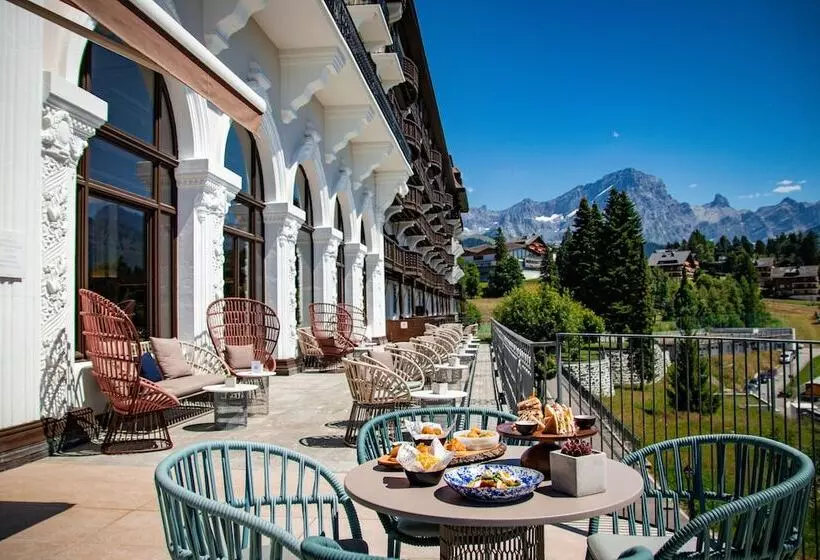 Hotelli Villars Palace