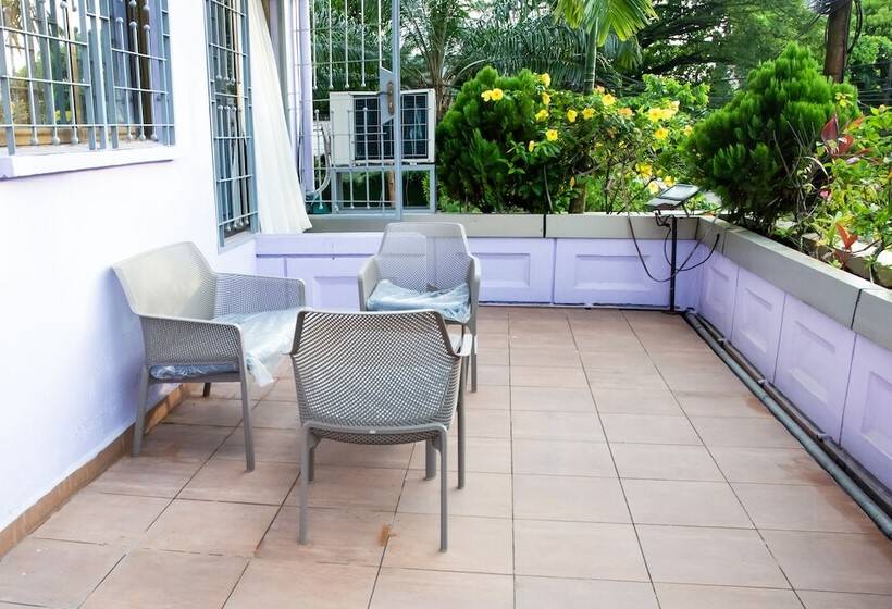 Loumia Premium Residency