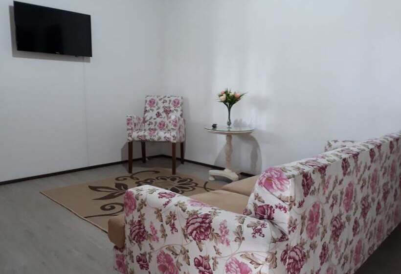 膳宿费 Morada Valbelle