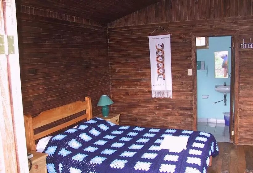 Quetzal Valley Cabins