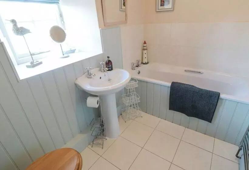 Chapel Cottage