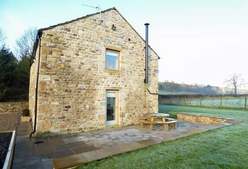 Cow Hill Laith Barn