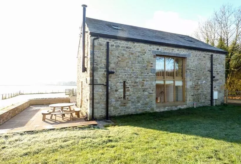 Cow Hill Laith Barn