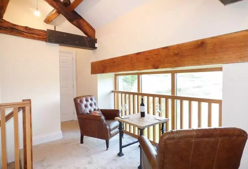 Cow Hill Laith Barn
