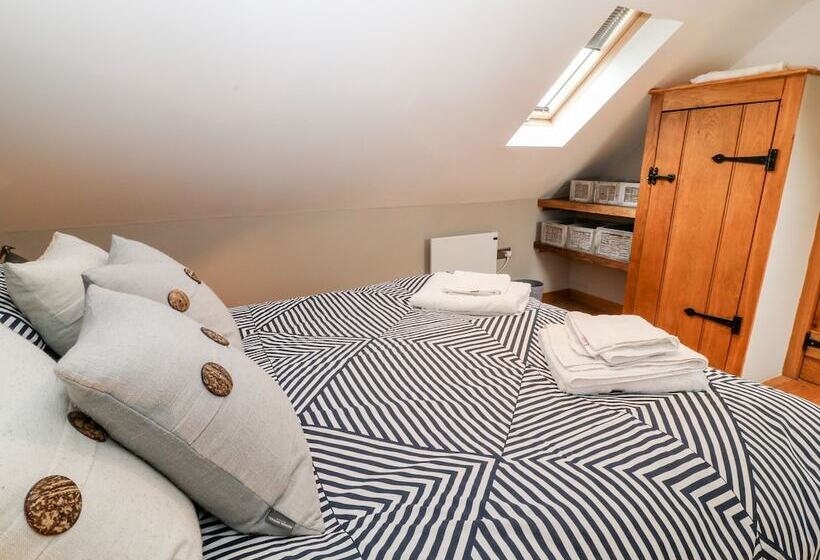 Downicary Chapel Stable