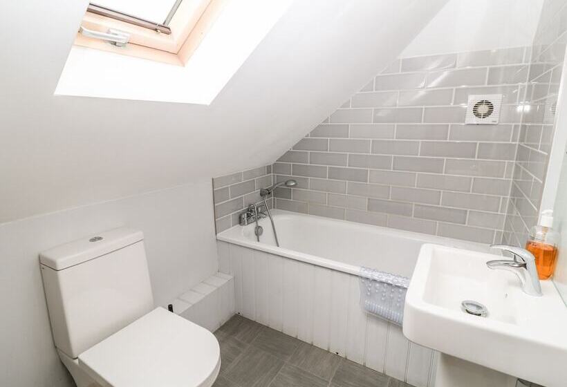 Downicary Chapel Stable