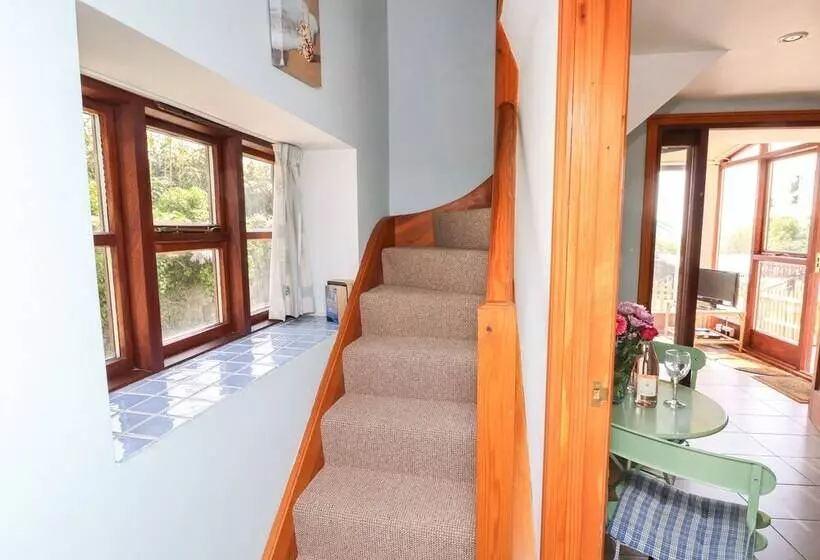 Fisherman S Cottage