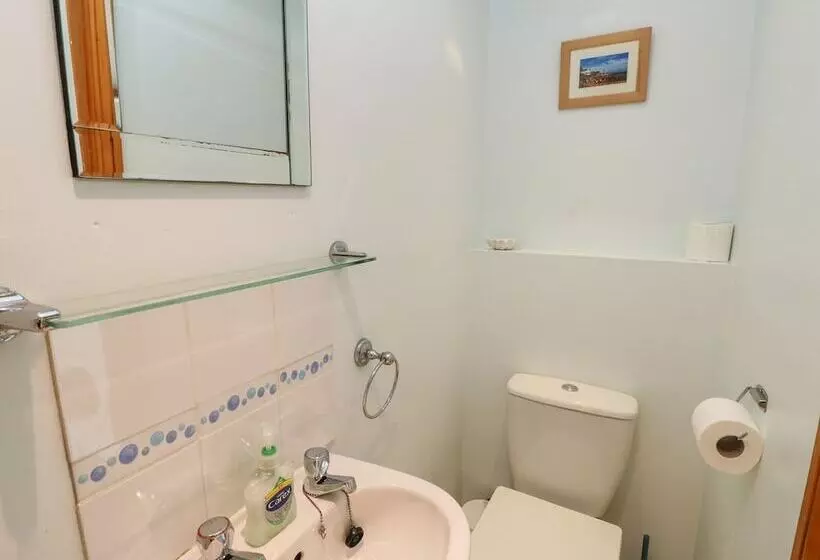 Fisherman S Cottage