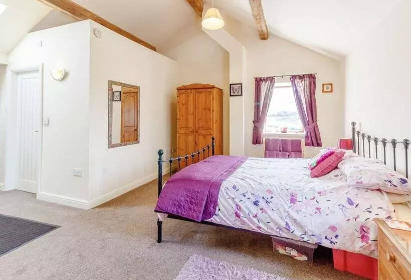 Jenny's Cottage
