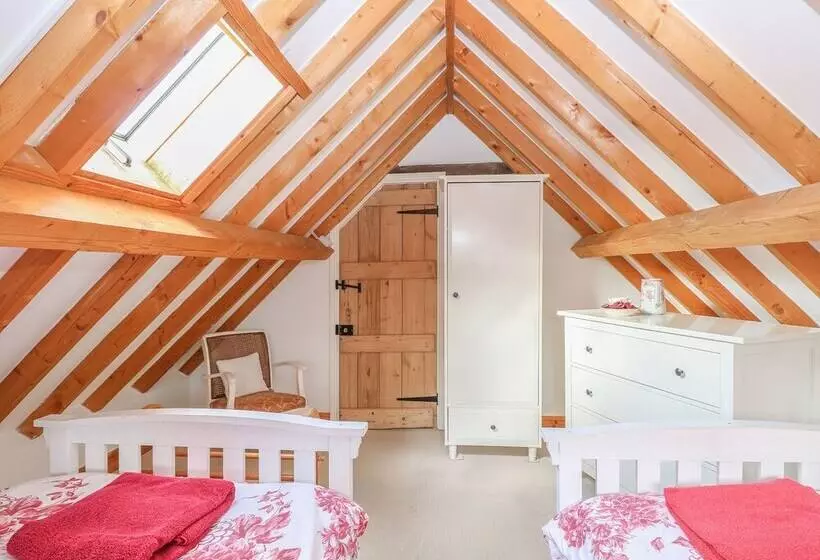 Stable Cottage
