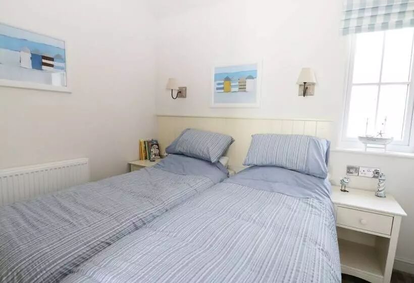 The Lobster Pot Beach House