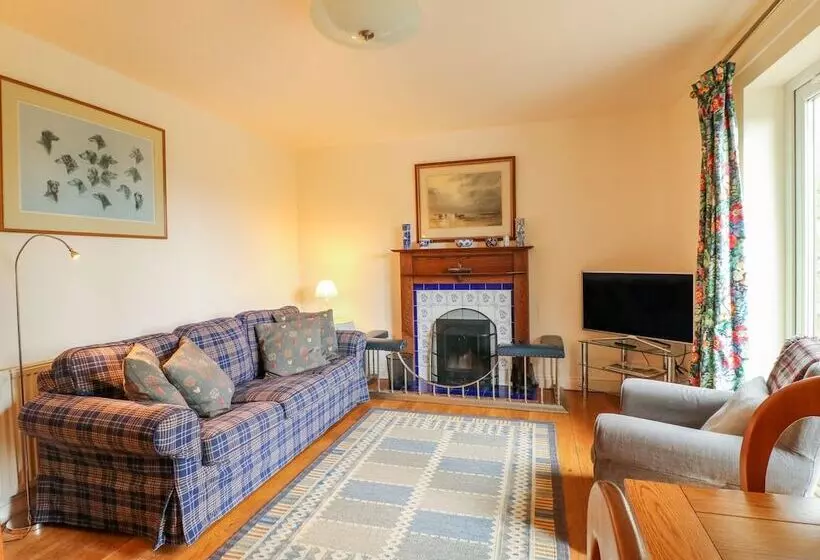 Barks Cottage