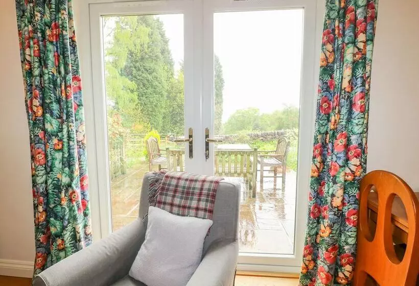 Barks Cottage