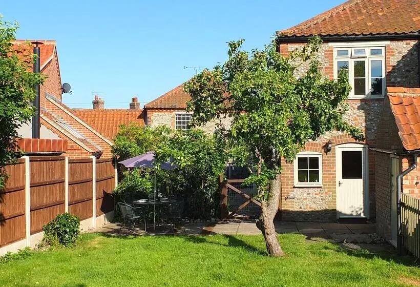 Beaconsfield Cottage
