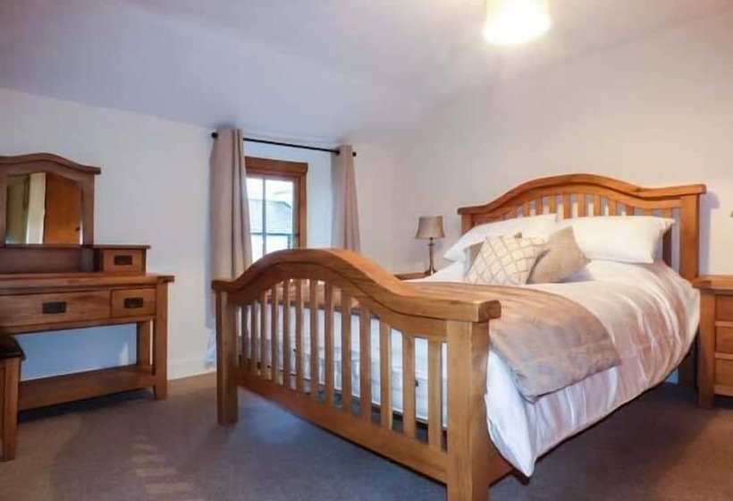 Cinderbarrow Cottage