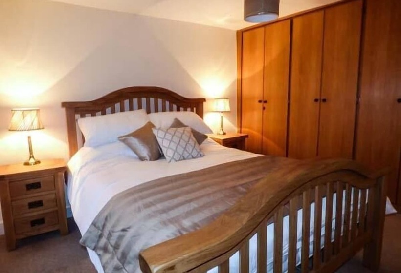 Cinderbarrow Cottage