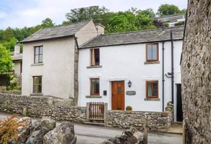 Cinderbarrow Cottage
