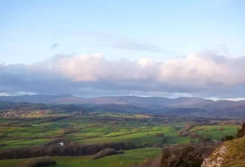 Cinderbarrow Cottage