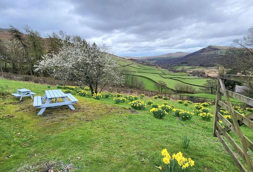 High Kiln Bank Cottage