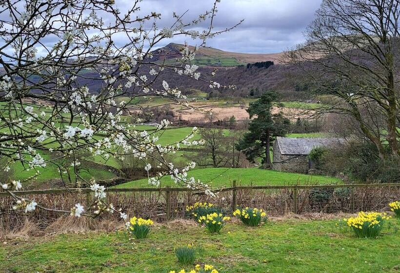 High Kiln Bank Cottage