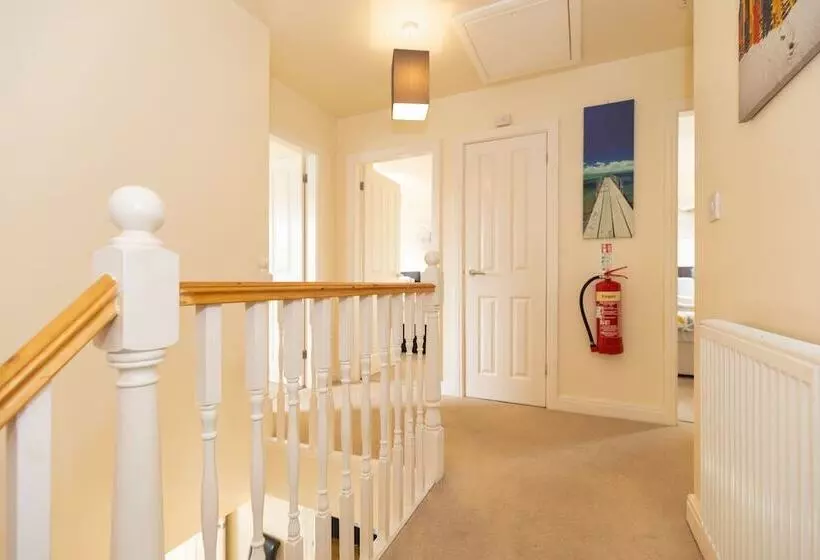 Maris Cottage
