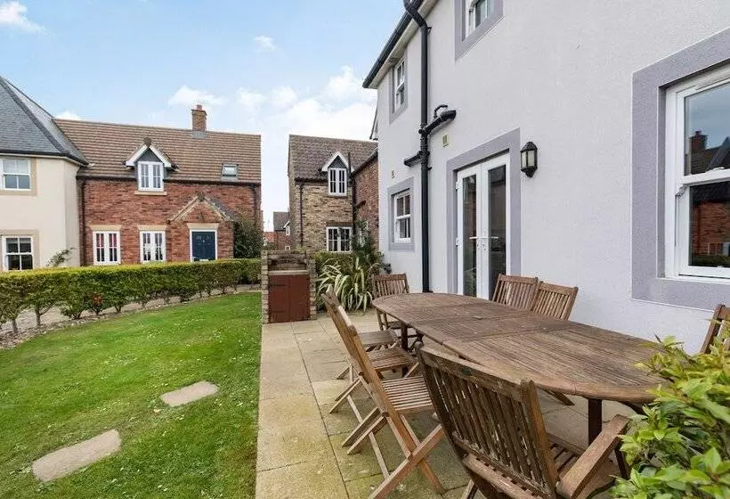 Maris Cottage