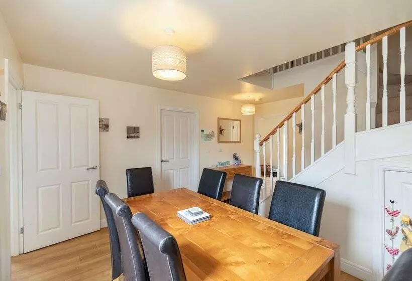 Maris Cottage