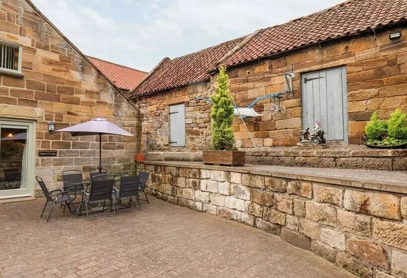 Mulgrave Cottage