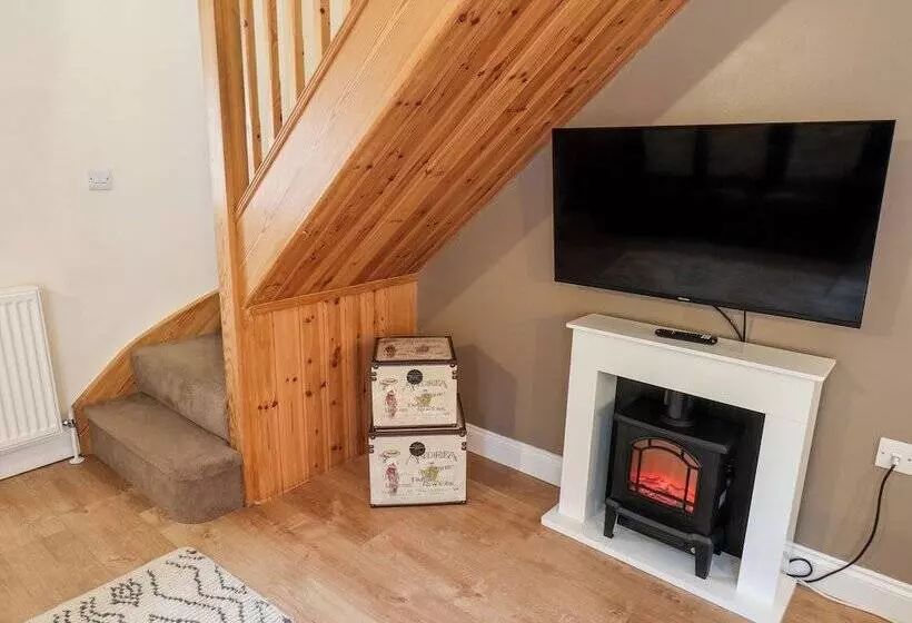 Mulgrave Cottage