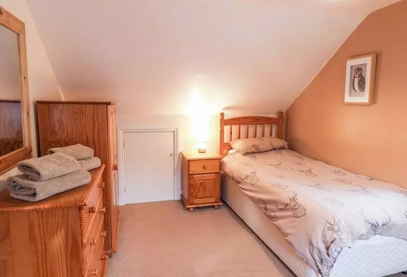 Mulgrave Cottage