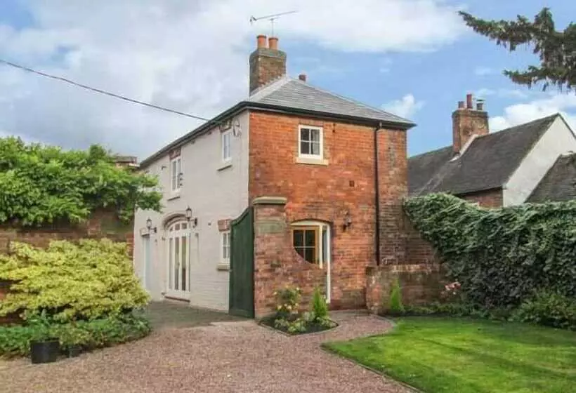 Old Church Coach House