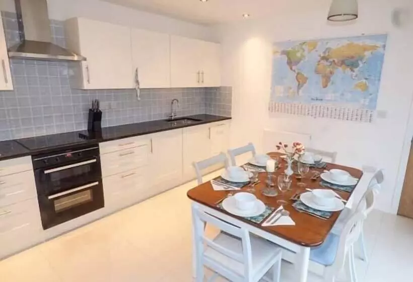 Old Church Coach House