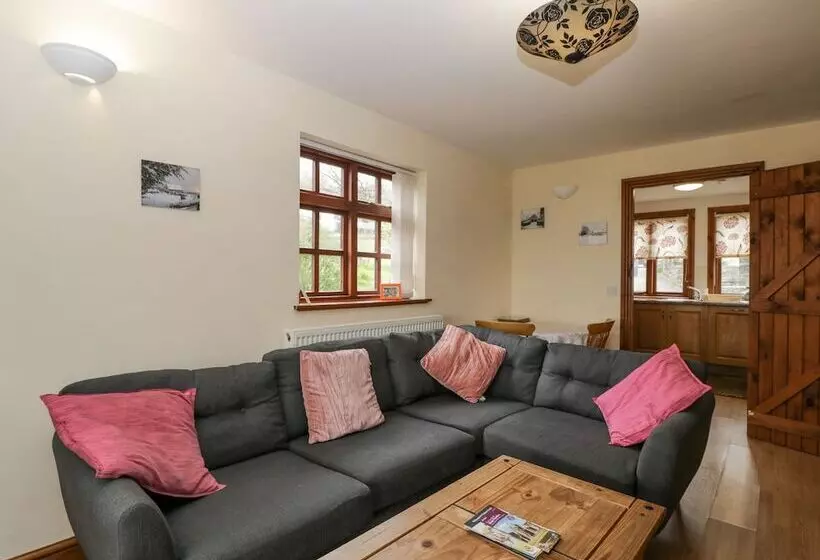 Penrose Cottage