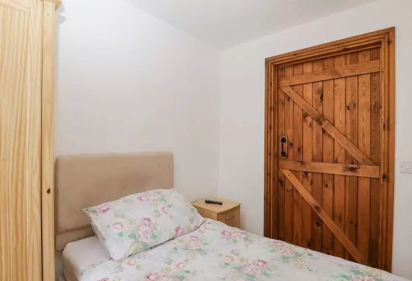 Penrose Cottage