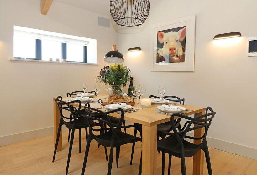 Pig House, Boskensoe Barns