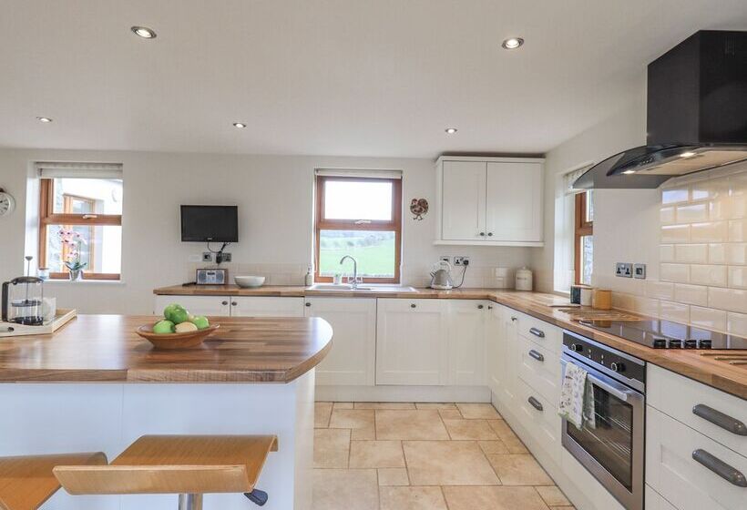 South Milton Cottage