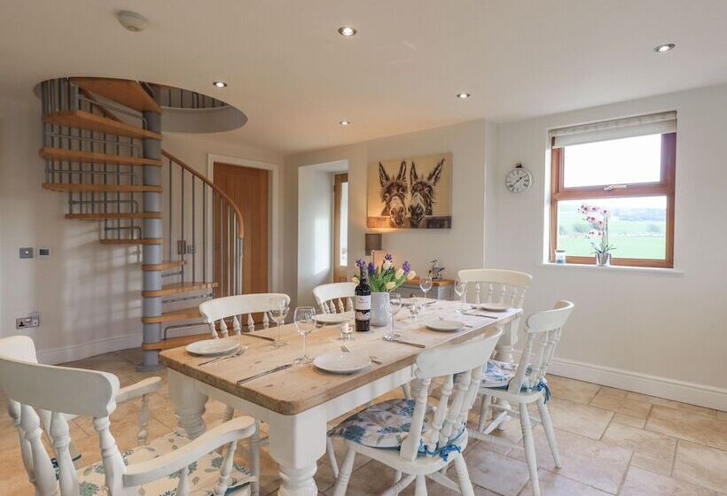 South Milton Cottage