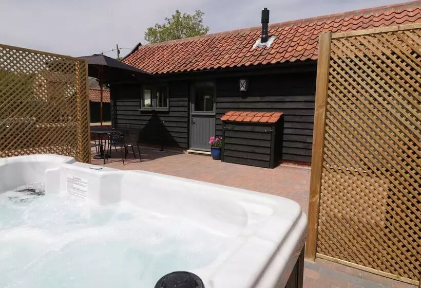 Whitehands Farm Barn