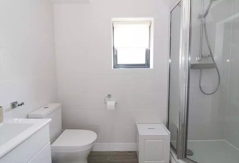 Whitehands Farm Barn