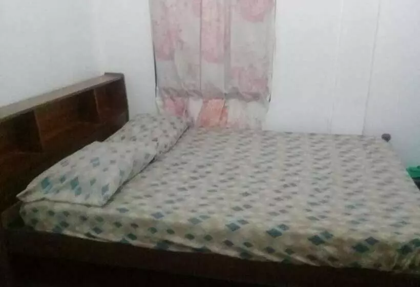 Hostal Los Primos Hostel