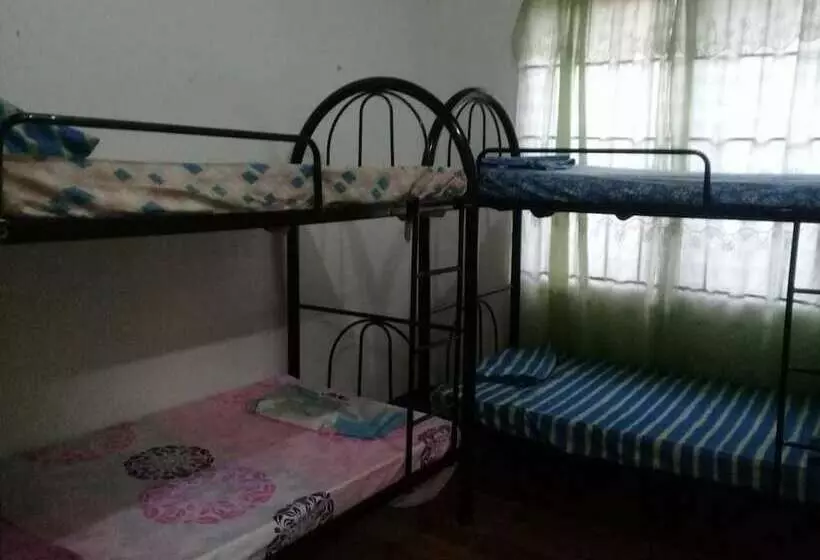 Hostal Los Primos Hostel
