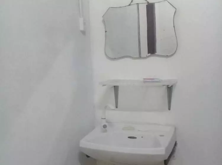 Hostal Los Primos Hostel