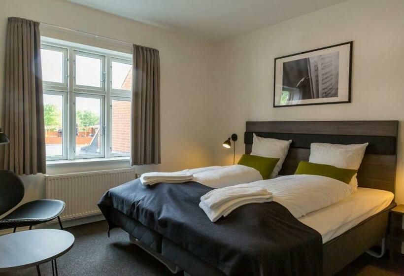 Ansager Hotel Og Hytteby