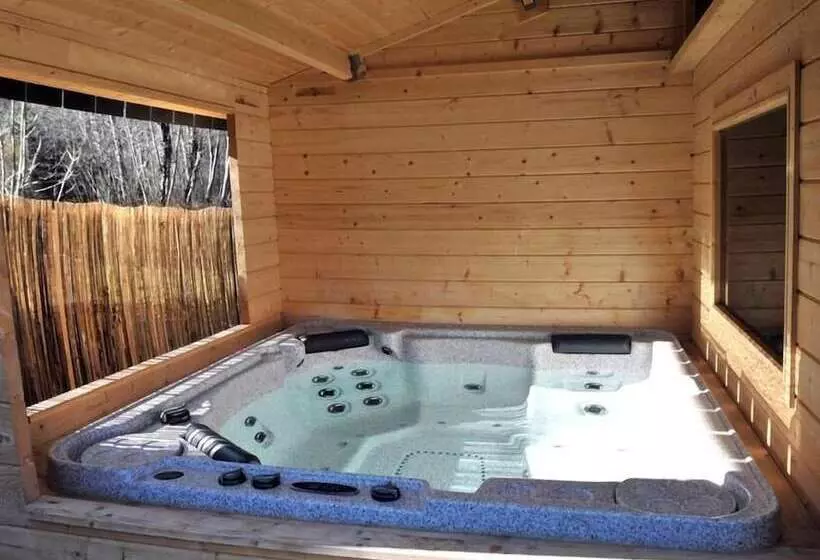 ベッドアンドブレックファースト Chambres D Hôtes   La Clé Des Bois