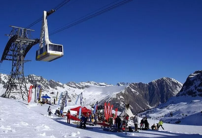 ベッドアンドブレックファースト Chambres D Hôtes   La Clé Des Bois